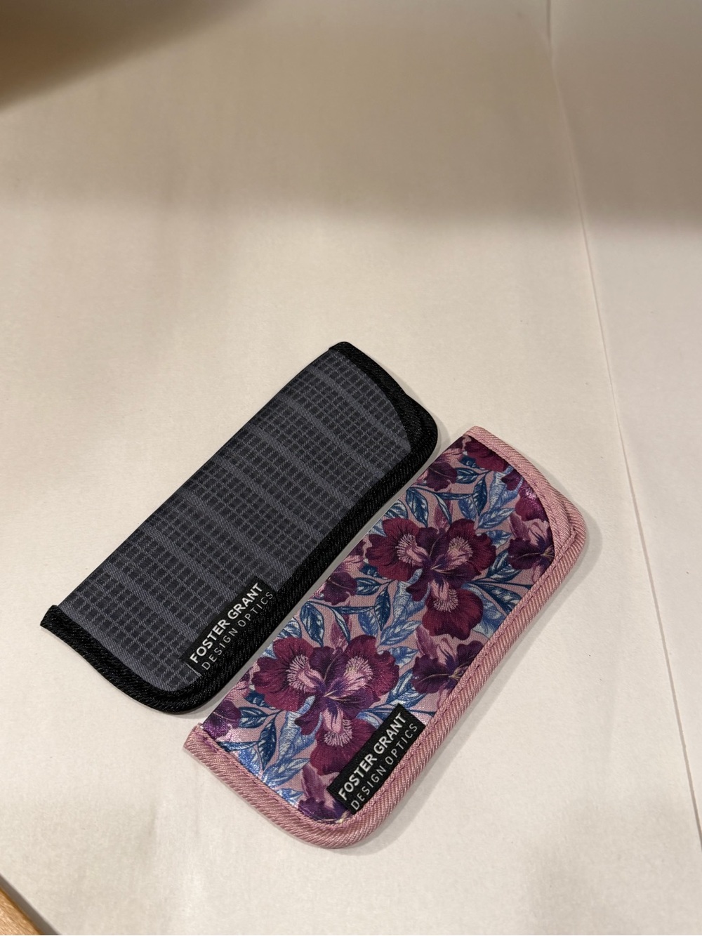 Foster Grant Women's Floral Eyeglass Case - Pink/Purple